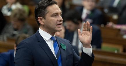 natnewswatch's tweet photo. 'How do you sleep at night, bro?' Parliament returns with the same old toxic behaviour. A six-week break did little to change the decorum in the House of Commons, @althiaraj  writes. https://t.co/qT74gg8JKf #cdnpoli 

Find out more at https://t.co/xofn4ZIXij https://t.co/0v5GagbNqP