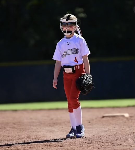 Creating confidence from the very beginning 🙌🏽🧨🥎💪🏽 #FCSTRONG #firecrackersoftball