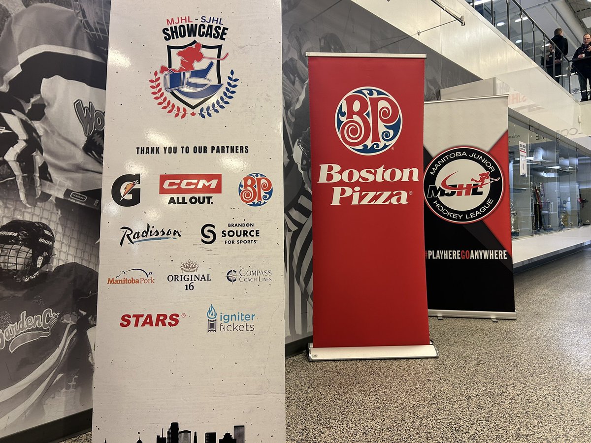 theSJHL's tweet photo. We are at the 7 Oaks Arena in Winnipeg! All three SJHL teams are set to hit the ice for practice tonight before the games tomorrow &amp; Wednesday. #SJHL https://t.co/GmiXPtM26G