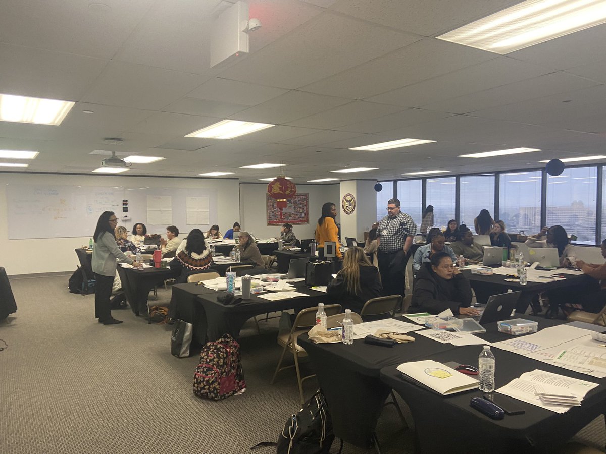 JennyVo15's tweet photo. Our last session of #DestinationESL with @IsabelitaBec where our teachers received their #wings! So excited to see all the great strategies they are bringing back with them to support their #EB students. Thank you to @Region10ESC for your continued partnership! @ILTexasSchools https://t.co/tWjiHN4pT7
