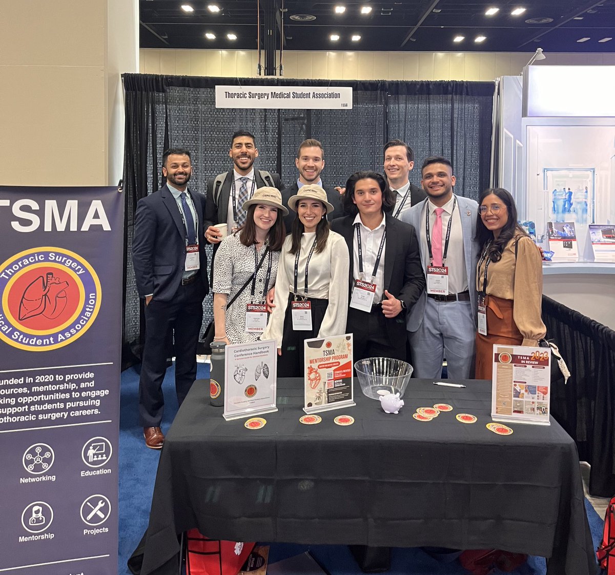 John Treffalls, MD (@johntreffalls) on Twitter photo Second #STS2024 in the books! Great seeing old friends and new and learn a ton about this amazing field. Best part was that my mom came to watch my talk 🥹🫀<a href="/STS_CTsurgery/">The Society of Thoracic Surgeons</a> <a href="/STS_Advocacy/">STS Advocacy</a> <a href="/ThoracicStudent/">TSMA</a> Second #STS2024 in the books! Great seeing old friends and new and learn a ton about this amazing field. Best part was that my mom came to watch my talk 🥹🫀<a href="/STS_CTsurgery/">The Society of Thoracic Surgeons</a> <a href="/STS_Advocacy/">STS Advocacy</a> <a href="/ThoracicStudent/">TSMA</a>