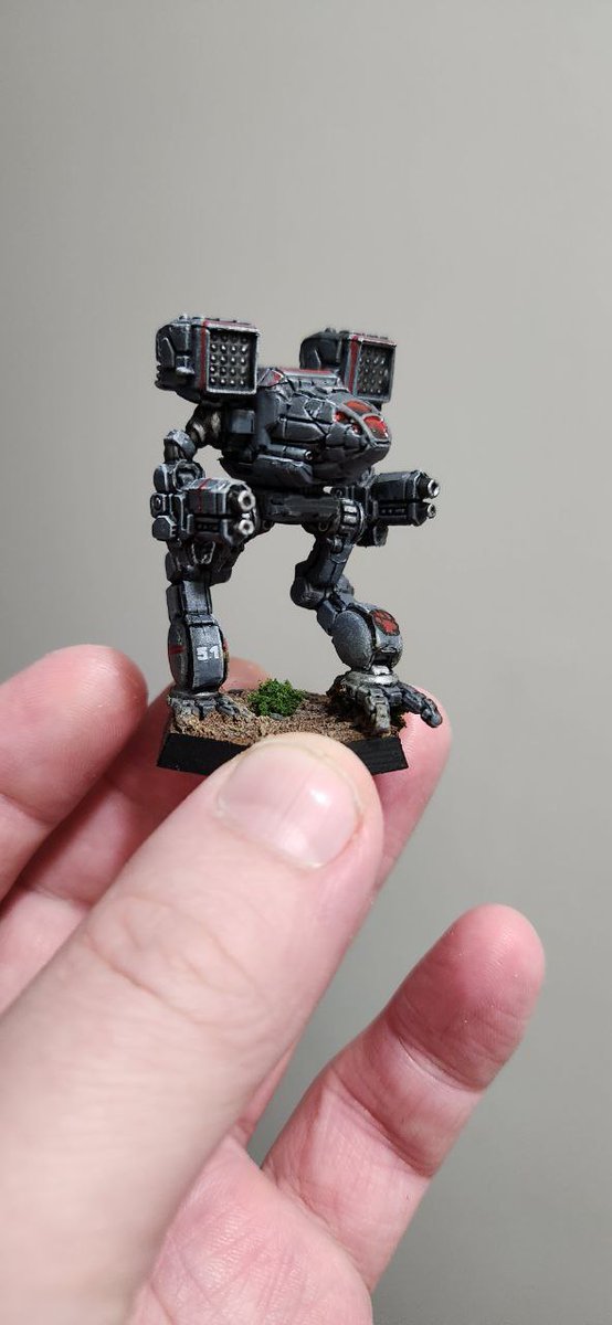 FossilPunk's tweet photo. Another freehand wolfspaw, more freehand invasion stripes, and a classic Timber Wolf joins the ranks of my nascent Wolf Hunters units in the ilClan Era!
#WolfHunters #Battletech #Mechwarrior #MWDA #MechwarriorDarkAge #Battlemech #Miniatures @catalystgamelab https://t.co/kbUkRWmqI9