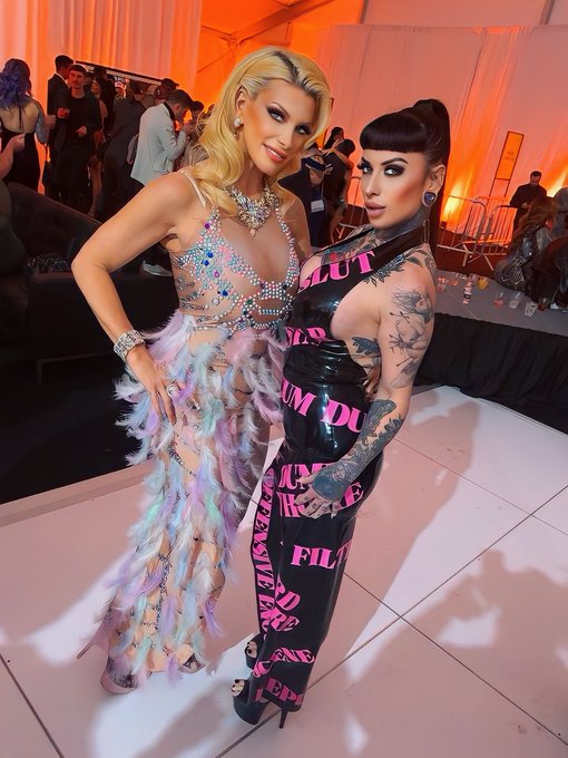 RT - #BritsLegion At the AVN Awards Show 2024 ✨ @avnawards with the Gorgeous @Nicolette_Shea @lovestephanie22<a href="/tag/britslegion"class="tags">#BritsLegion</a><a href="/tag/avnexpo"class="tags"><span>#avnexpo</span></a><a href="/tag/avnshow"class="tags"><span>#avnshow</span></a><a href="/tag/avnawards2024"class="tags"><span>#avnawards2024</span></a>