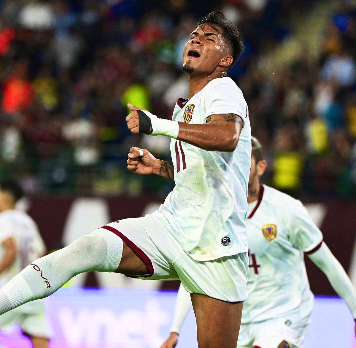 Goleadores históricos de la <a href="/SeleVinotinto/">La Vinotinto</a> U23 en Torneos Preolímpicos de <a href="/CONMEBOL/">CONMEBOL.com</a>:

3️⃣ Íker Zubizarreta
3️⃣ Rafael Castellín 
2️⃣ JOVANNY BOLÍVAR 🔥📸
2️⃣ Ruberth Morán 
2️⃣ Jorge Rojas
2️⃣ Rodolfo Carvajal
2️⃣ Giancarlo Maldonado 
2️⃣ Yeferson Soteldo

🏦 <a href="/bancamiga/">Bancamiga Banco Universal</a>