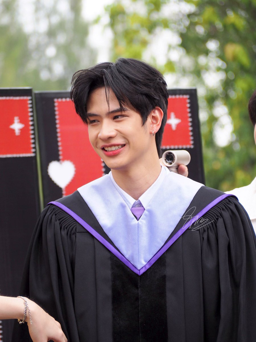 ning_bly's tweet photo. 🎓🎓 #LatteGraduationDay
~@latte_tnc #LatteTNC~ https://t.co/9CvpiCqgc6