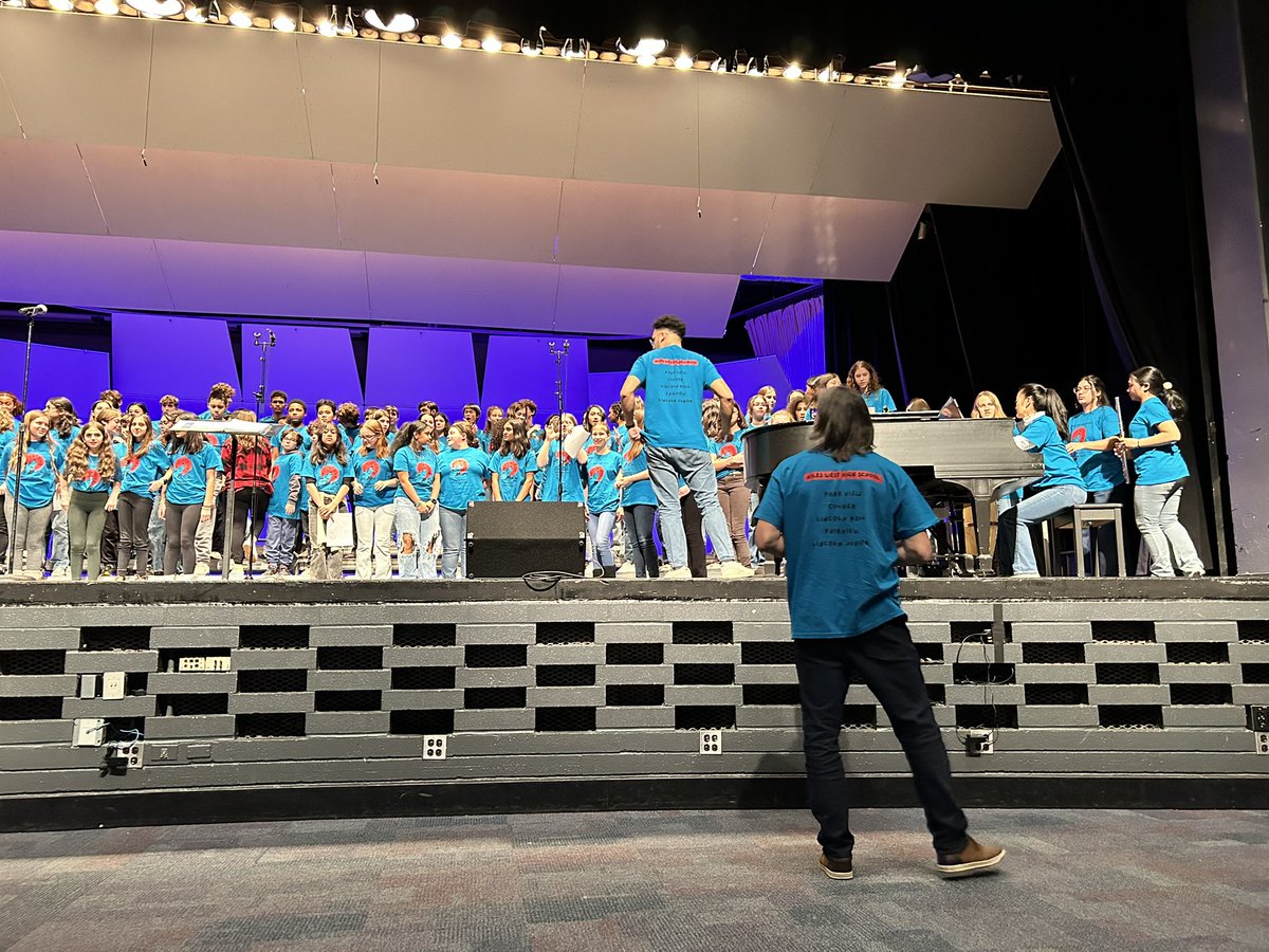 D69 Fine Arts Boosters tweet media