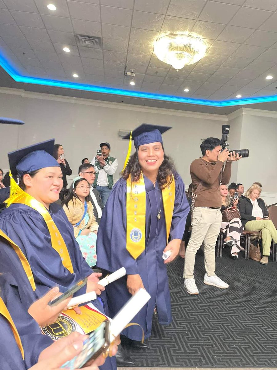 BrookesCollege's tweet photo. Brookes College 🎓
Graduating Set of 2023 https://t.co/rWOd8X03yE