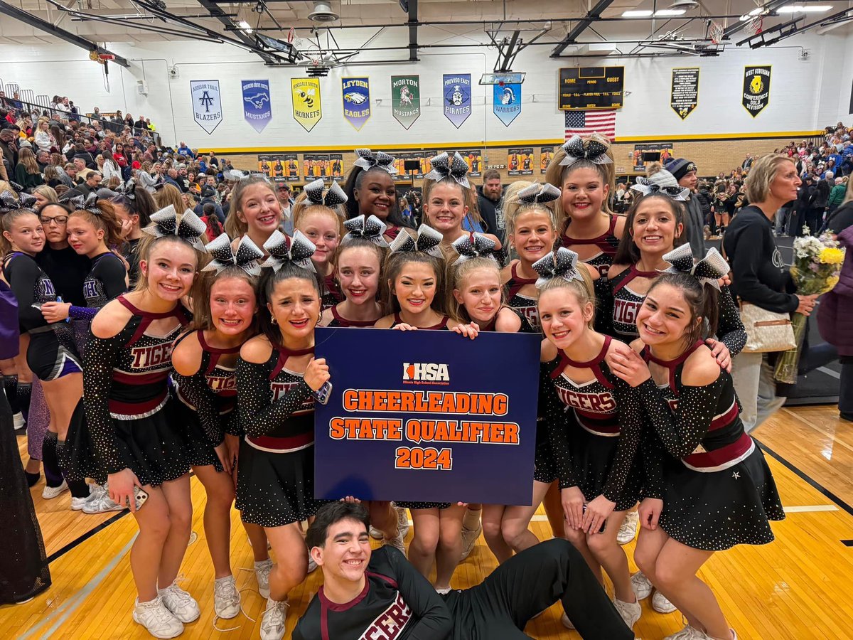PNHS Cheer tweet media