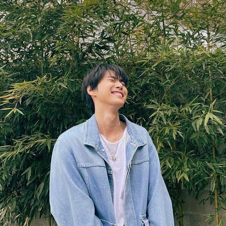 floxris's tweet photo. why do we close our eyes when we pray, when we cry, when we kiss, when we dream, because the most beautiful things in our life are not seen buy felt only by the heart. https://t.co/WgdP4uj0Xn