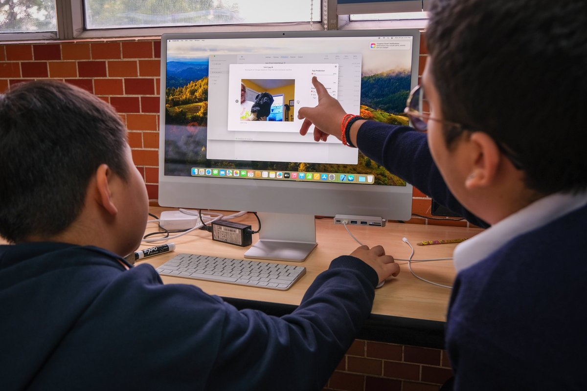 mrgreenatais's tweet image. Exciting hosting an #Apple Education Workshop conducted by Ivan Fong on Machine Learning for our Middle and High School TECHsperts and faculty! Great strides in CoreML, CreateML, and Xcode – building a strong foundation for innovation at @aishongkong! #AppleEDU #AppleAtAIS