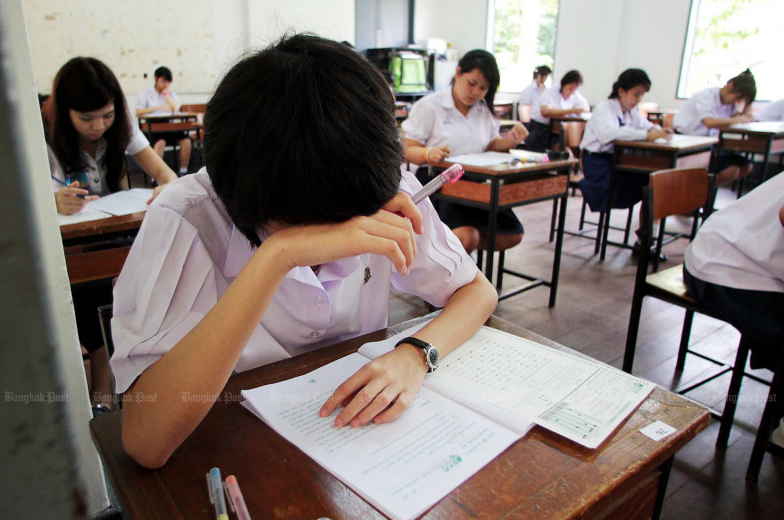 VantageTEFL's tweet photo. Mandatory English tests for uni students https://t.co/KytpYOlqIO https://t.co/V3OaRNpnh4