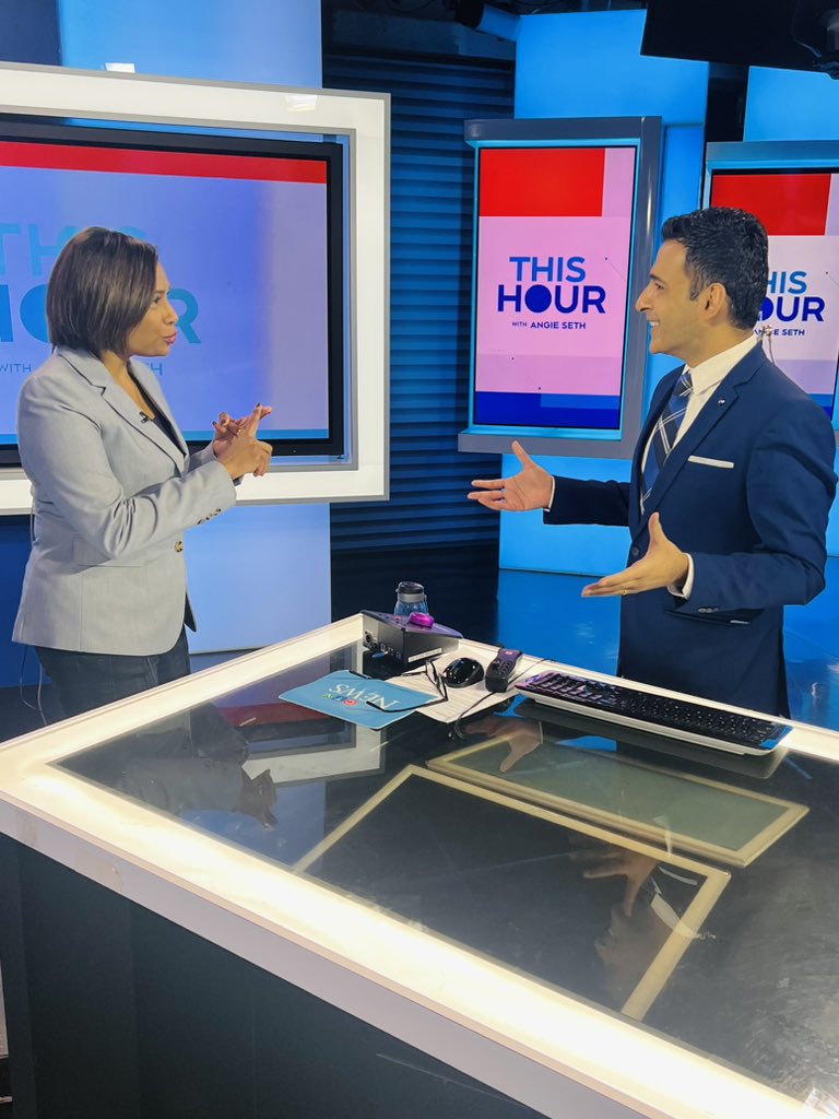 Good colleagues make all the difference! 
On <a href="/CTVNews/">CTV News</a> having <a href="/MerellaCTV/">merella fernandez</a> for a show handover is always enjoyable. 

#ctv #news #anchor #toronto #canada