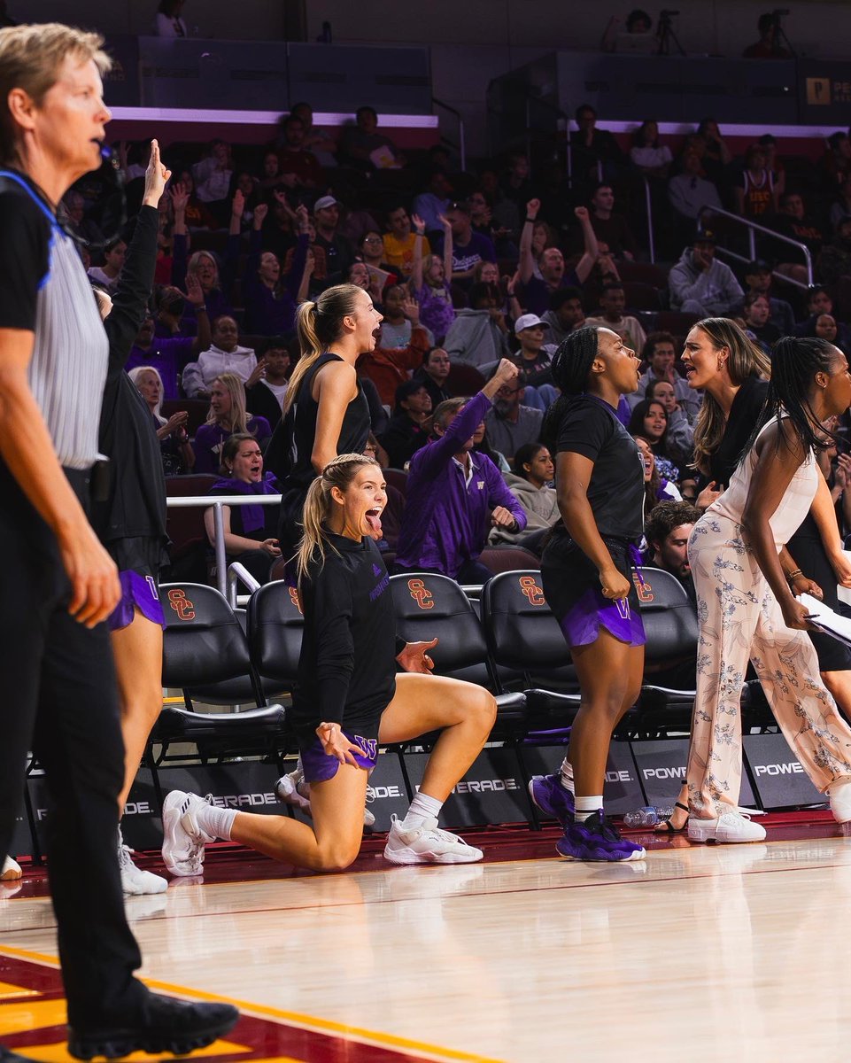 UW_WBB tweet picture