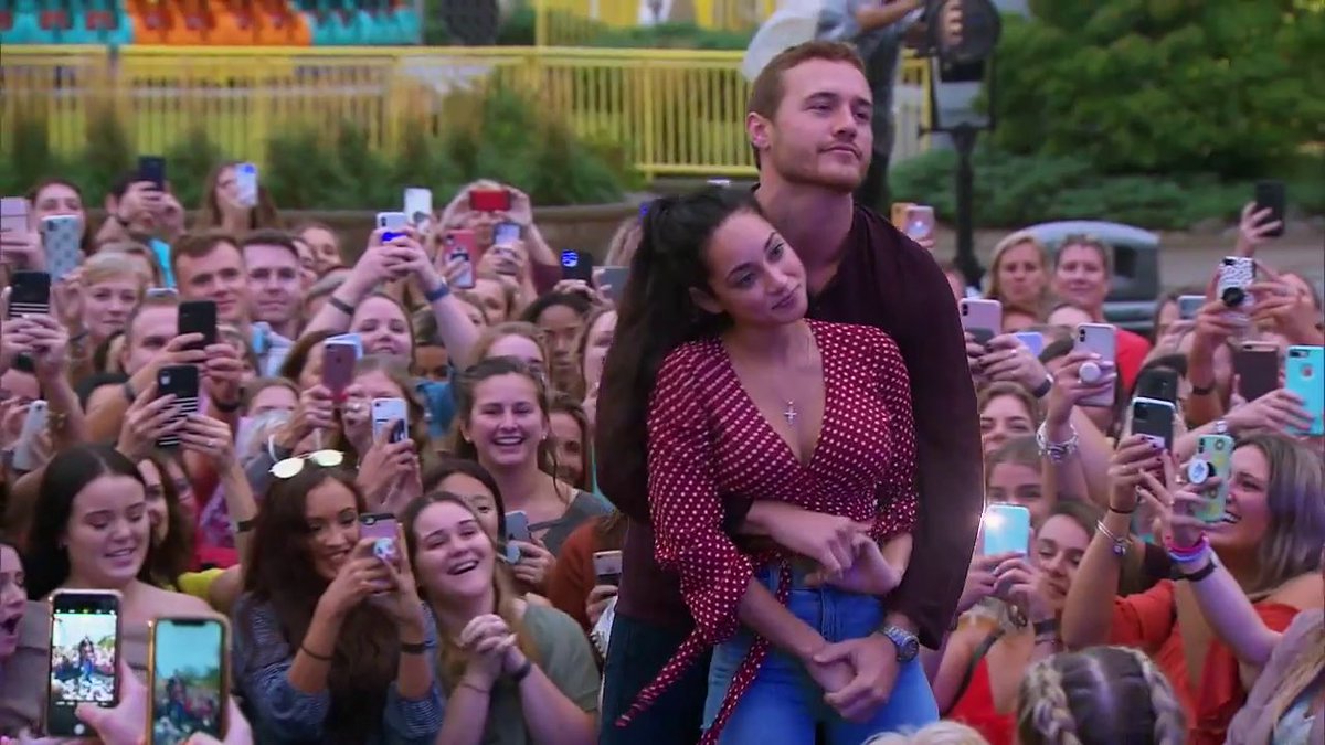 BachelorBob_'s tweet photo. Never forget the best concert date in Bachelor history 
 
#TheBachelor https://t.co/hLMPKOlpyA