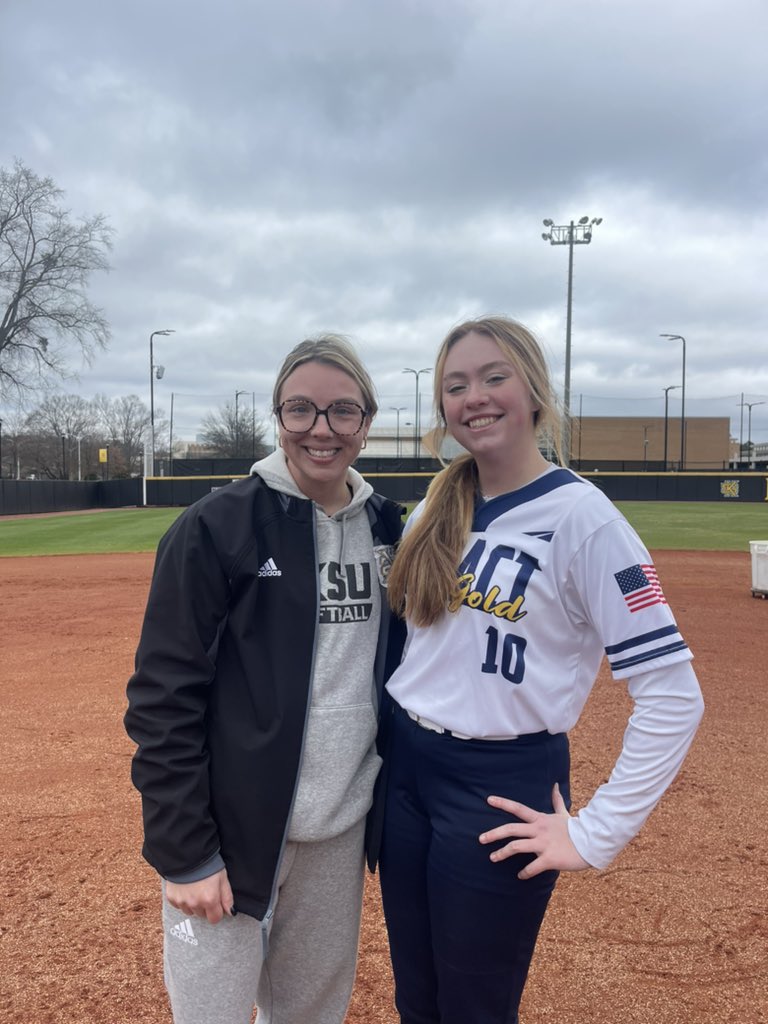 Jessica Epps (2026 RHP) tweet media