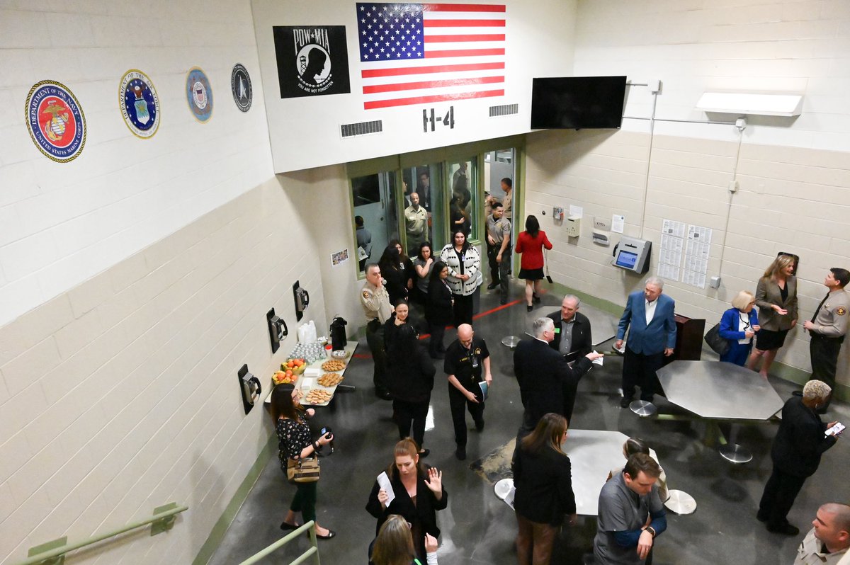 It was an honor to have our County officials beside us at the grand opening of our Veteran’s Housing Unit at our Pre-Trial Detention Facility. 

1/2