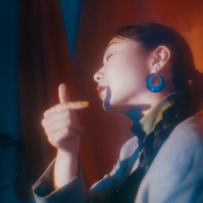 ⬣ NEWS ⬣

#カルロスまーちゃん、Esosa Vee（from Each Eyes Country）、Hum（from TOKYO RAVE GROUPIE）がコラボ作品「spot」リリース | FTZine
ftz.jp/post/carlosma-…

#EachEyesCountry Esosa Vee、#TOKYORAVEGROUPIE Humのコラボによる冒険心に満ちた作品。

#ftzine <a href="/muuushu/">カルロスまーちゃん</a>