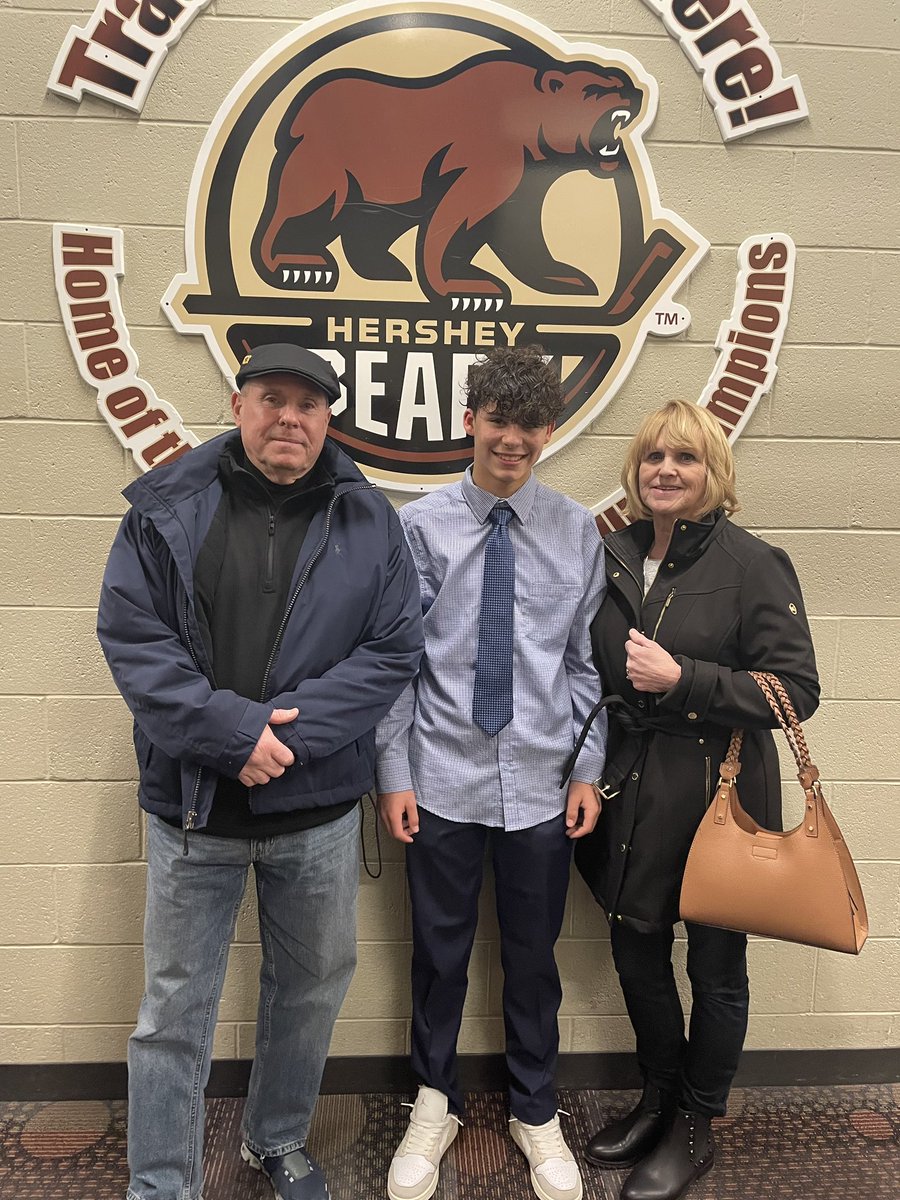 Katie-Jo McGoldrick (@missmcgtwp) on Twitter photo True hockey player fashion.. gets to play at the Giant center.. spends most of it in the penalty box.. #MHS <a href="/miltonhershey/">Milton Hershey School</a> <a href="/MHSATHLETICS4/">MHS Spartan Athletics</a> True hockey player fashion.. gets to play at the Giant center.. spends most of it in the penalty box.. #MHS <a href="/miltonhershey/">Milton Hershey School</a> <a href="/MHSATHLETICS4/">MHS Spartan Athletics</a>