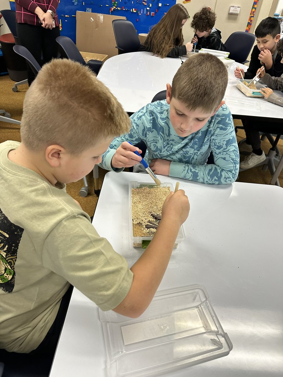 PCSDGifted's tweet photo. We pretended to be archaeologists  while learning from our guest speaker from the Cleveland Museum
of Natural History at PAGE today. https://t.co/Ohj7obGdEf