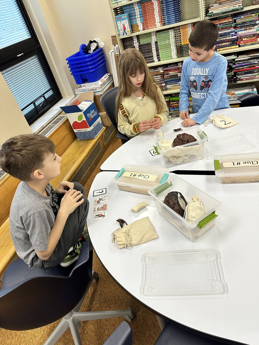 PCSDGifted's tweet photo. We pretended to be archaeologists  while learning from our guest speaker from the Cleveland Museum
of Natural History at PAGE today. https://t.co/Ohj7obGdEf