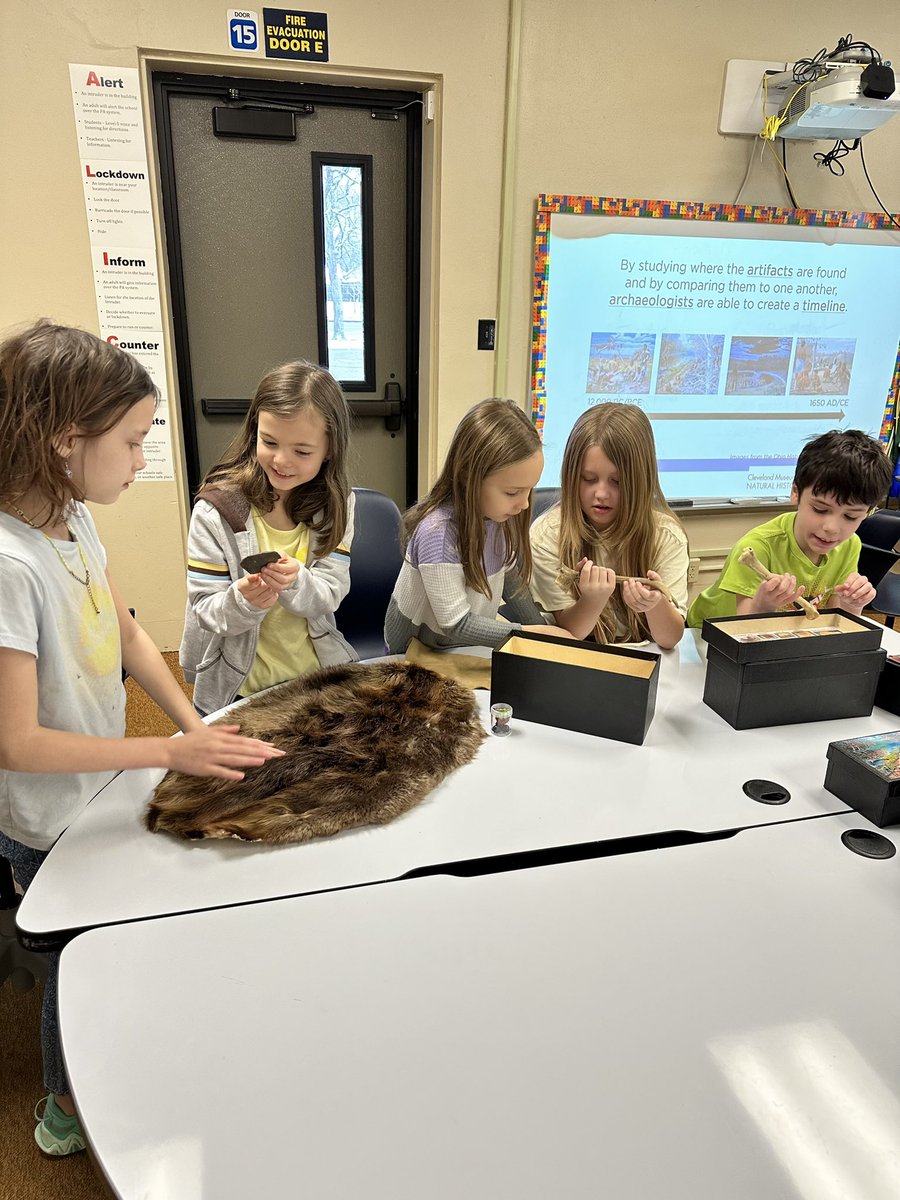 PCSDGifted's tweet photo. We pretended to be archaeologists  while learning from our guest speaker from the Cleveland Museum
of Natural History at PAGE today. https://t.co/Ohj7obGdEf