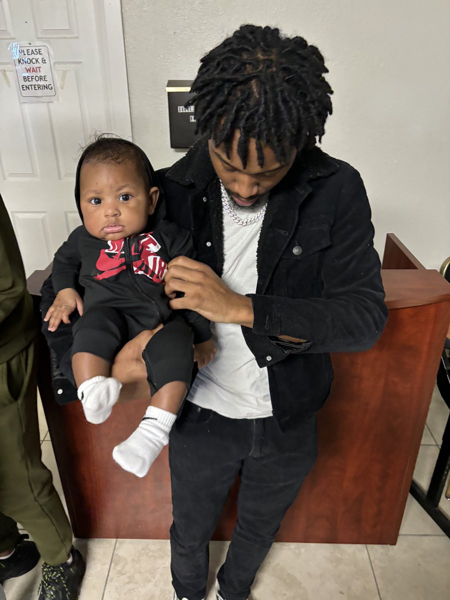 GreezyMOB's tweet photo. Sunday Service w/ neph 🖤 https://t.co/WM02TmDQ0P