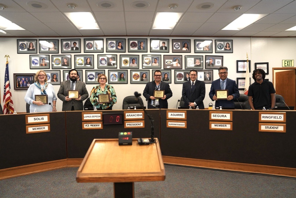 Lastly, Superintendent Aguirre presents our Board of Trustees with a plaque of appreciation as January is School Board Recognition Month. We are thankful for the boards valuable service and support to #SUHSD students, faculty, staff, and community.