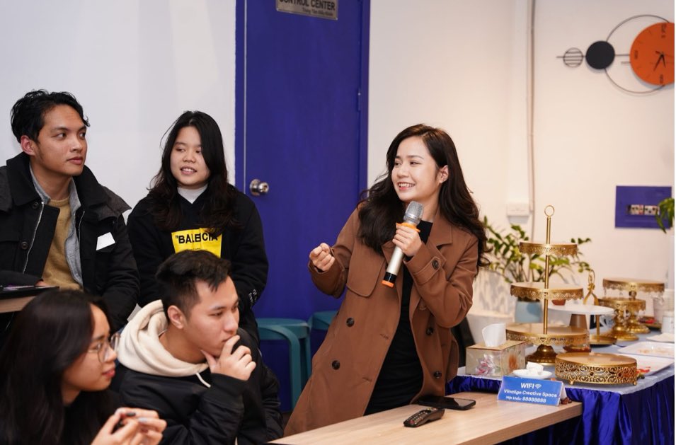 MoveTalk tweet media