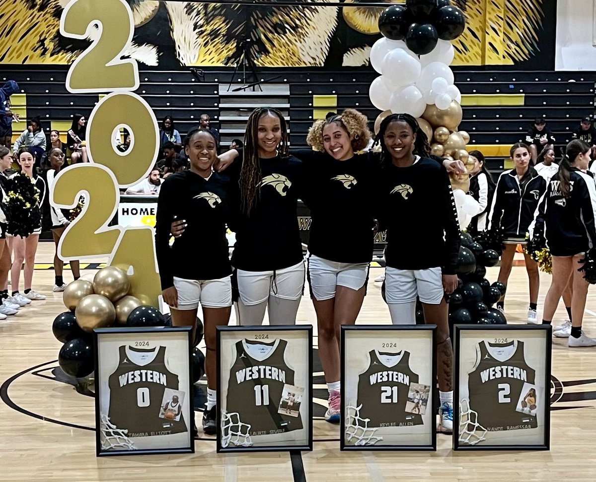 Great senior night for our c/o 2024’s. Very proud of all they’ve done for our program! Most importantly, they are great ladies off the court! Glad we got the win too!