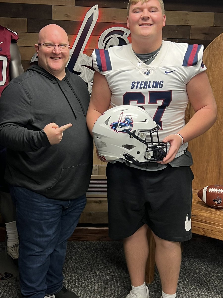 Thank you @SCWarriorFB and @The_CoachHoover @CoachLangfordSC for the amazing visit really appreciate the hospitality exiting things are going on here! @cavemanfootball @bcavi68 @OFFA_Academy @CoachKofe