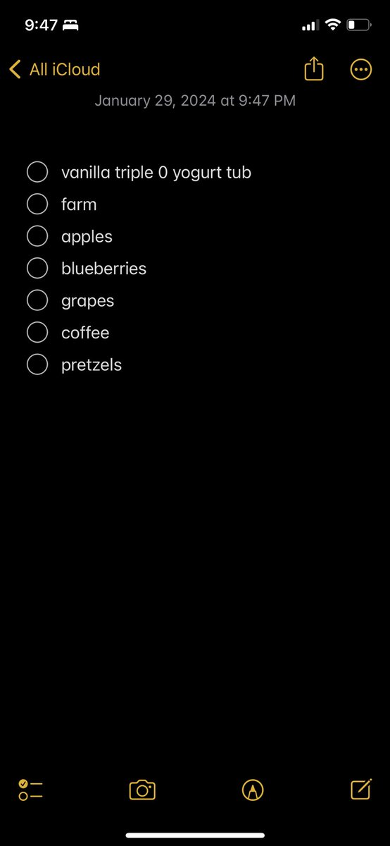 strawnanagirl's tweet photo. rate my grocery list for tmr https://t.co/nDqD9rMe77