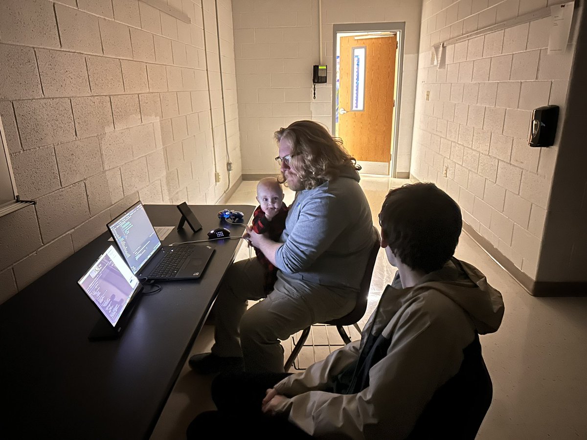 DarkSideRobots's tweet image. Between Markus doing drill press lessons, TJ and Stephen zooming with the Titanium Titans programmers, and Mark teaching electrical basics, we had a lot of on the job training happening today!