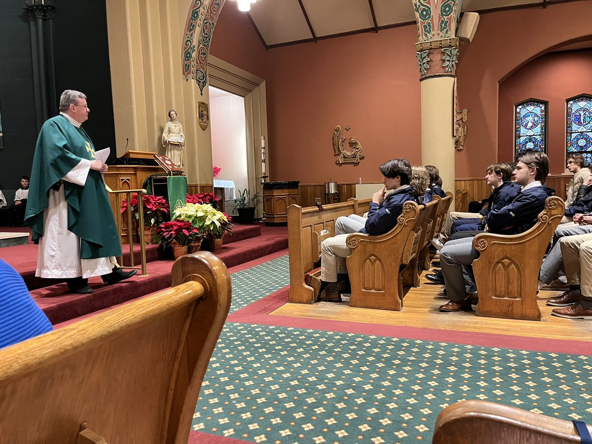 achssas's tweet photo. Shout out to the ACHS Varsity Boys Hockey Team for hosting the 9am Mass yesterday at Saint Agnes! We then had a BLAST at our Community Coffee immediately following. It was great gathering with our community. Our hearts are so full.

#CatholicSchoolsWeek #CSW2024 #WeAreSASAC https://t.co/uBMNEmLihO