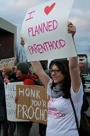SheLoves_Thee's tweet photo. Planned Parenthood’s use of social media to collaborate with LGTBQ+, Women’s Advocacy and Minority Rights organization further helps push and widen the audience and creates a powerful constituency. The ability to push information is broaden through this tactic #psc511b #strategy https://t.co/0PrHohSr2n