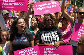 SheLoves_Thee's tweet photo. Planned Parenthood’s use of social media to collaborate with LGTBQ+, Women’s Advocacy and Minority Rights organization further helps push and widen the audience and creates a powerful constituency. The ability to push information is broaden through this tactic #psc511b #strategy https://t.co/0PrHohSr2n