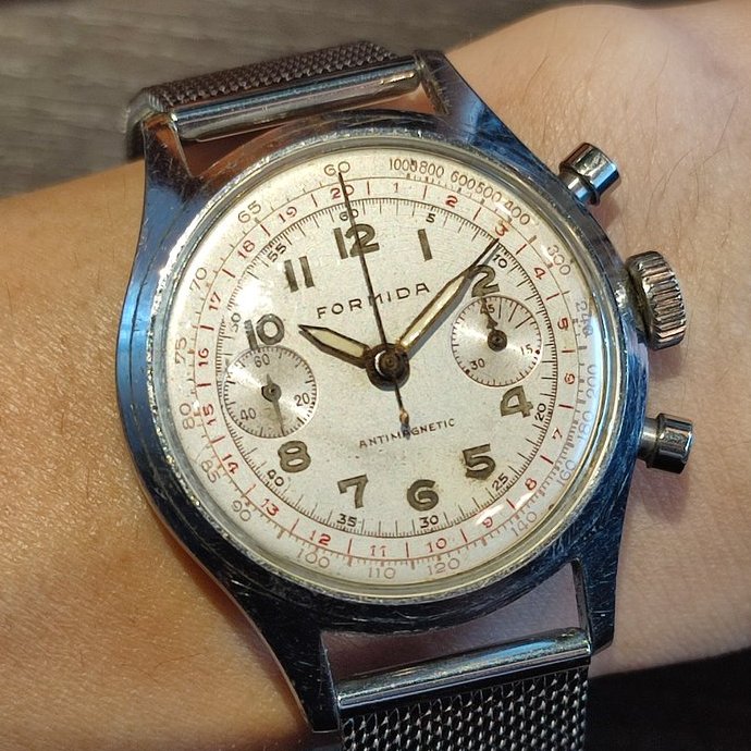 WatchTender's tweet photo. お疲れ様です!🎈
#腕時計 #フォーミダ #FORMIDA https://t.co/3uGMDzDTLM
