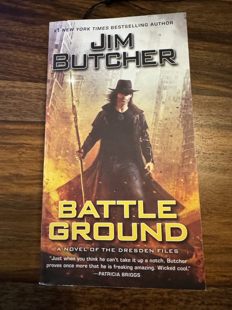 DrStrangeArchiv's tweet photo. Dr. Strange in literature.  

My lovely wife found this reference tonight while reading Jim Butcher’s Battleground from 2020.  Page 519.  Harry gets a warehouse in Chicago that has a hole in the roof and ponders if he should get a window like Dr. Strange’s.  Haha. https://t.co/e2rGhxtUhj