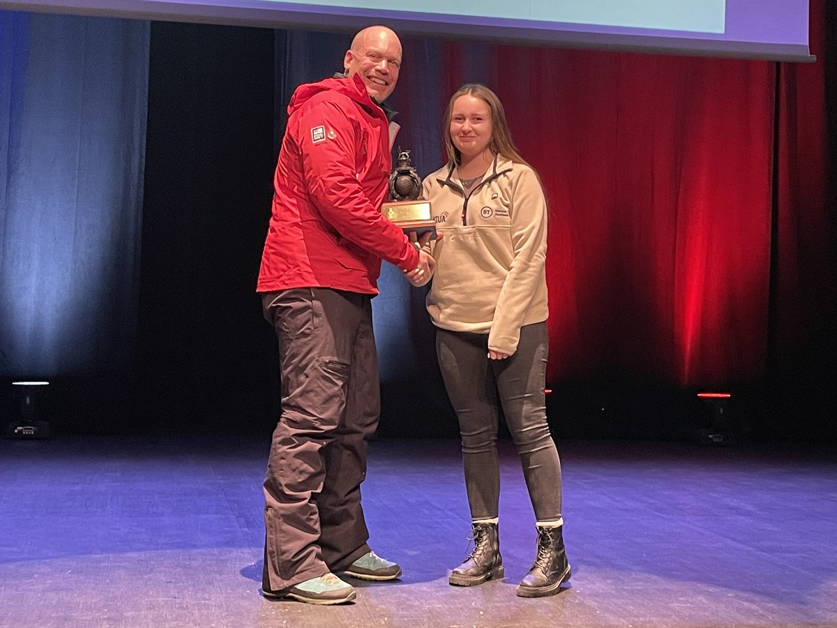 ⭐️🏆ALPINE WINNERS🏆⭐️ At Friday’s closing ceremony for the 2024 @RoyalNavy Snowsports Festival in @2ALPES we presented the overall alpine prizes ⛷️ Winners’ names in alt text 📸 The Master’s Salver was won by Capt RM John McMulkin, RMR Scotland   Amazing work everyone! 👏🏻🏆