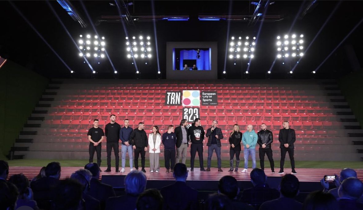 AldrinDalipi's tweet photo. Kenaqesi e vecante super eventi final i Tirana Europiane e Sportit 👏 Nje vit fantastik me plot arritje ne sport per nje qytet energjik per cdo moshe 🏃‍♂️🏃‍♀️ Tashme Tirana i percjell eksperiencen e shkelqyer ✌️qendrave te rendesishme🤝Shume suksese Prishtines dhe Vlores 🤗🤗 https://t.co/n3hh3JEo4t