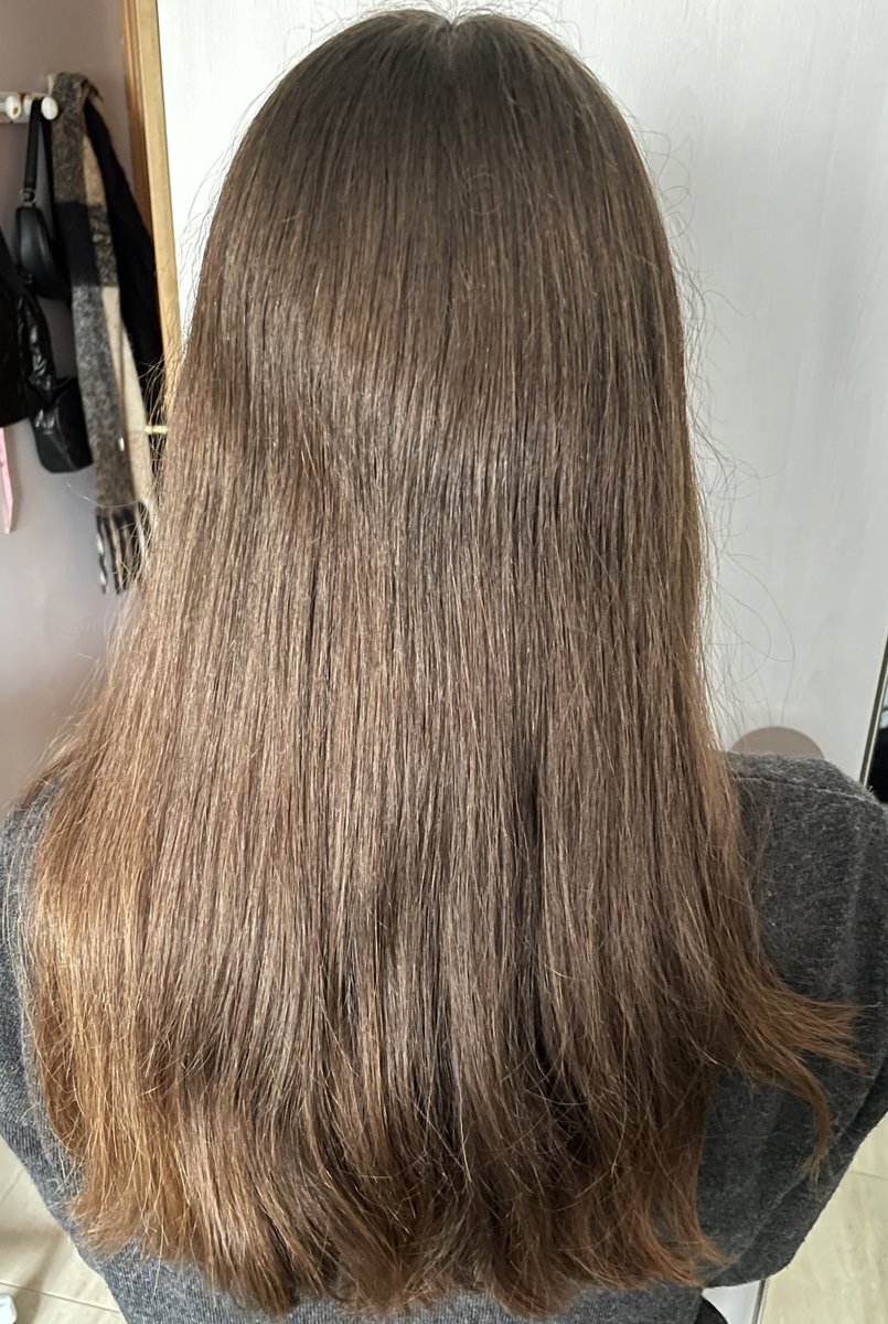 Esta es la comparación de mi pelo antes y después solo con un primer lavado!!simplemente alucinante🥹🥹🥹