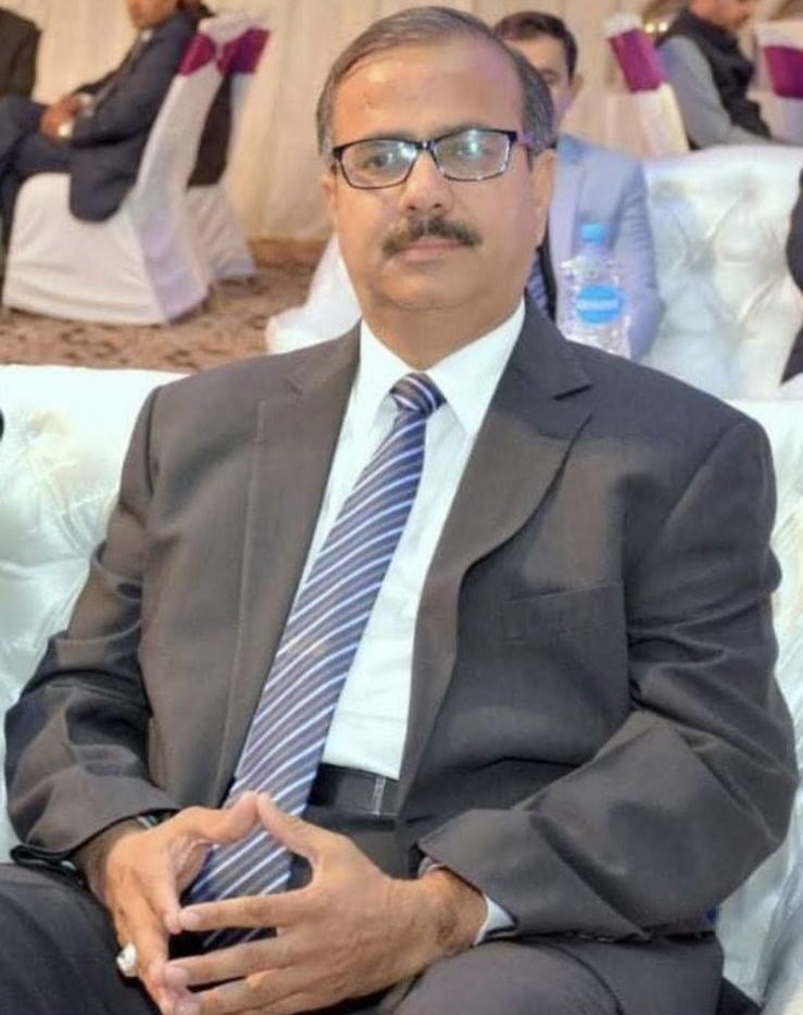 یہ جج ذوالقرنین حسنات ہیں جنہوں نے عمران خان اور شاہ محمود قریشی کو آج سزا سنائی ۔۔۔

ان کیلئے ایک جملہ ۔۔۔۔