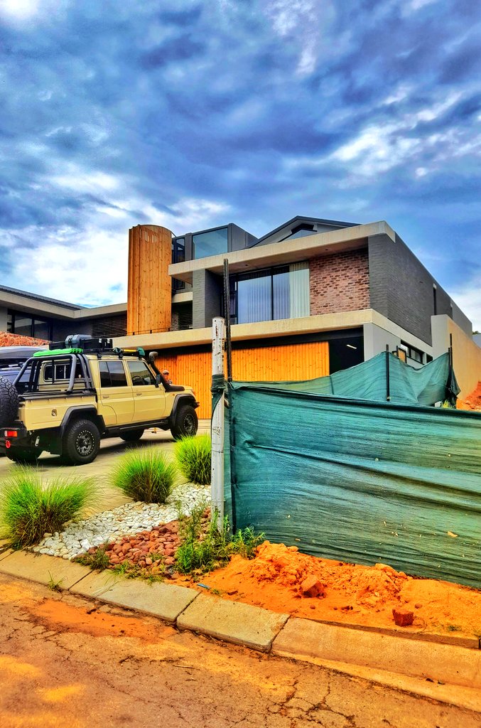 _Pasane's tweet image. Some of the refreshing designs in this estate makes the long drive to site worth my while 🏡 🏡