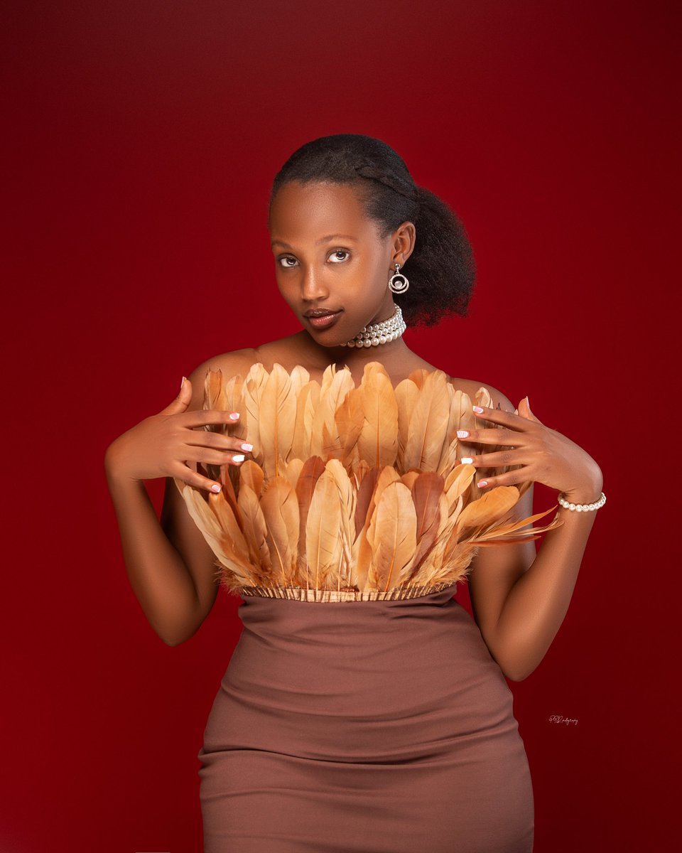 OMUGABEKAZIE's tweet photo. New age means a new beginning😊of doing things in a much better way full of motivation, love and self adoration.
Happy Birthday to me ❤️ https://t.co/iswpIreBRg