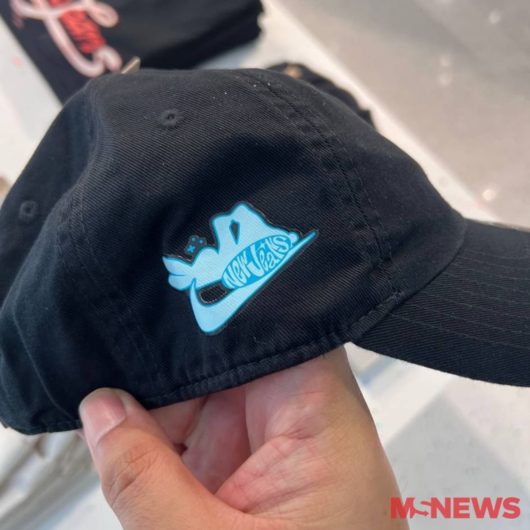 newjeans_loop's tweet photo. Nike By You x #NewJeans collection

available exclusively at the #Nike Orchard Road store from 30 Jan - 4 Feb
 
- T-shirts: S$49 
- Tote bag: S$39 
- Cap: S$39 
 
#뉴진스 https://t.co/lFSekVdhg0