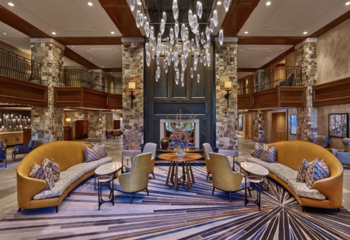 PointsMiles&Martinis tweet media