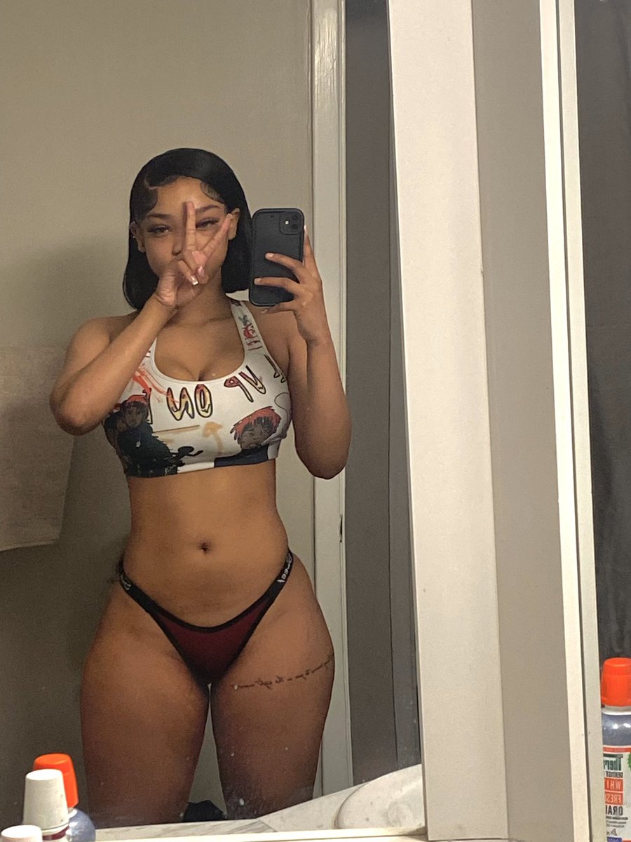 jazmyngabriella's tweet photo. Double back🪄 https://t.co/mEtVgHVEQd