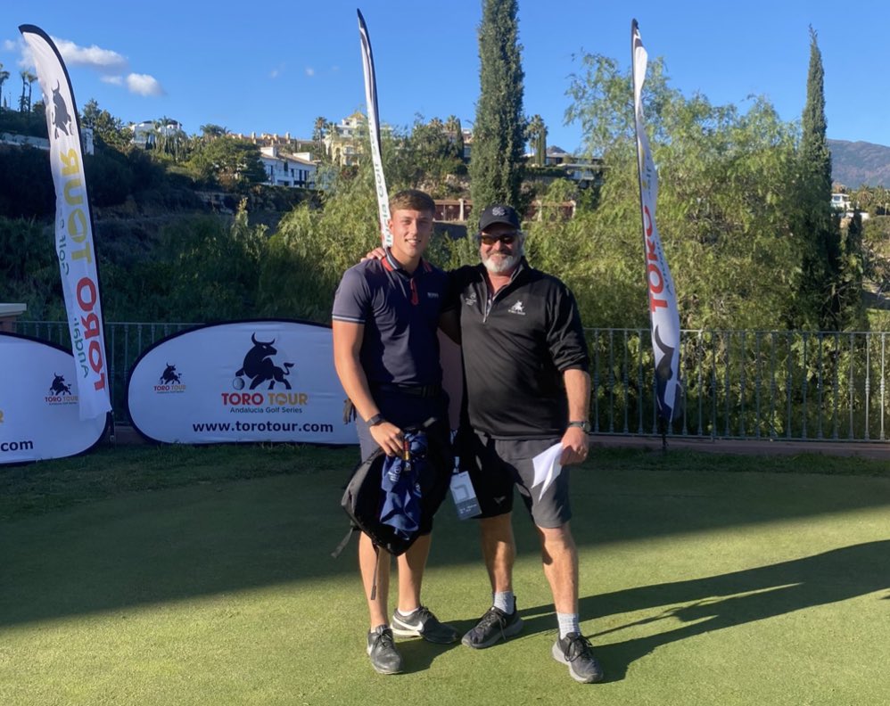 huddersfaxgolf's tweet photo. #Interview ๐๏ธ
What did Louie Walsh shoot at @CrowNestParkGC age 13โฆ..
#huddersfield #halifax #huddersfaxgolf #golf #localgolf #golfers https://t.co/pSWomfDCjI