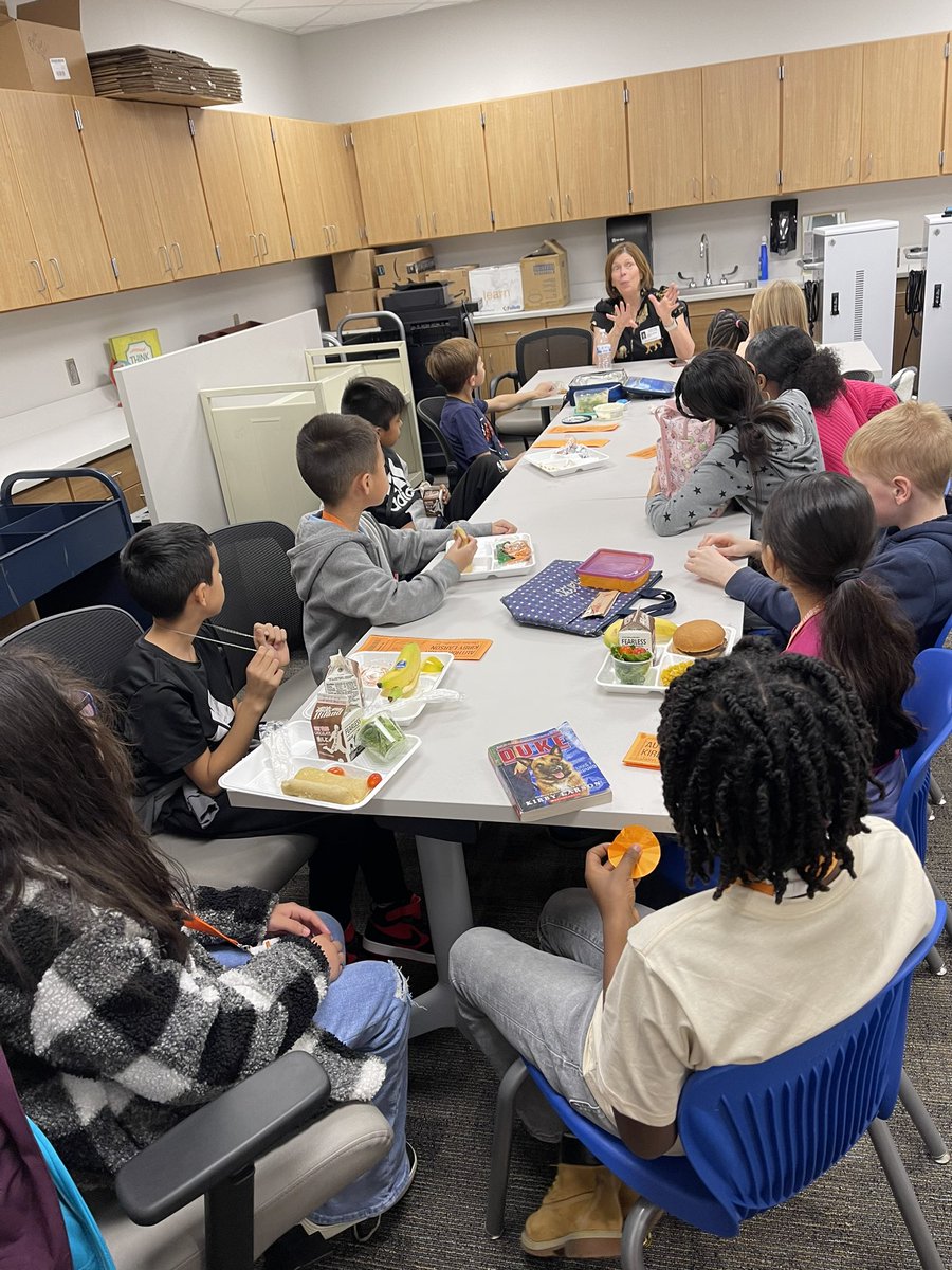 Last week, @KirbyLarson visited @CFISDAndre It was a great time for our 3rd, 4th, and 5th graders! 😊🤩📚📝 Thank you, Kirby! @CyFairLibraries