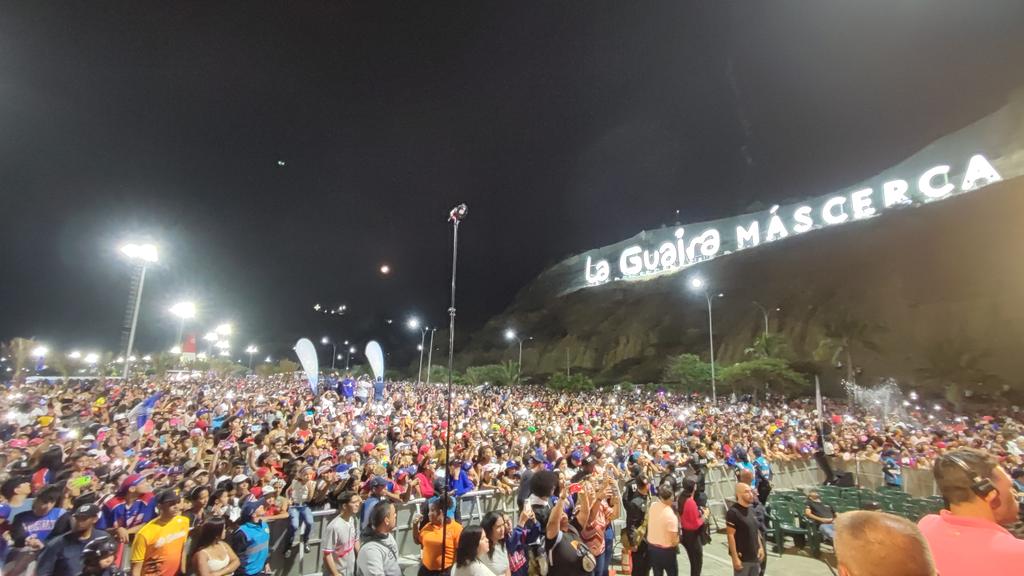 Ustedes son los mejores ♥️🦈🏆

#UnidosYMásFuertes