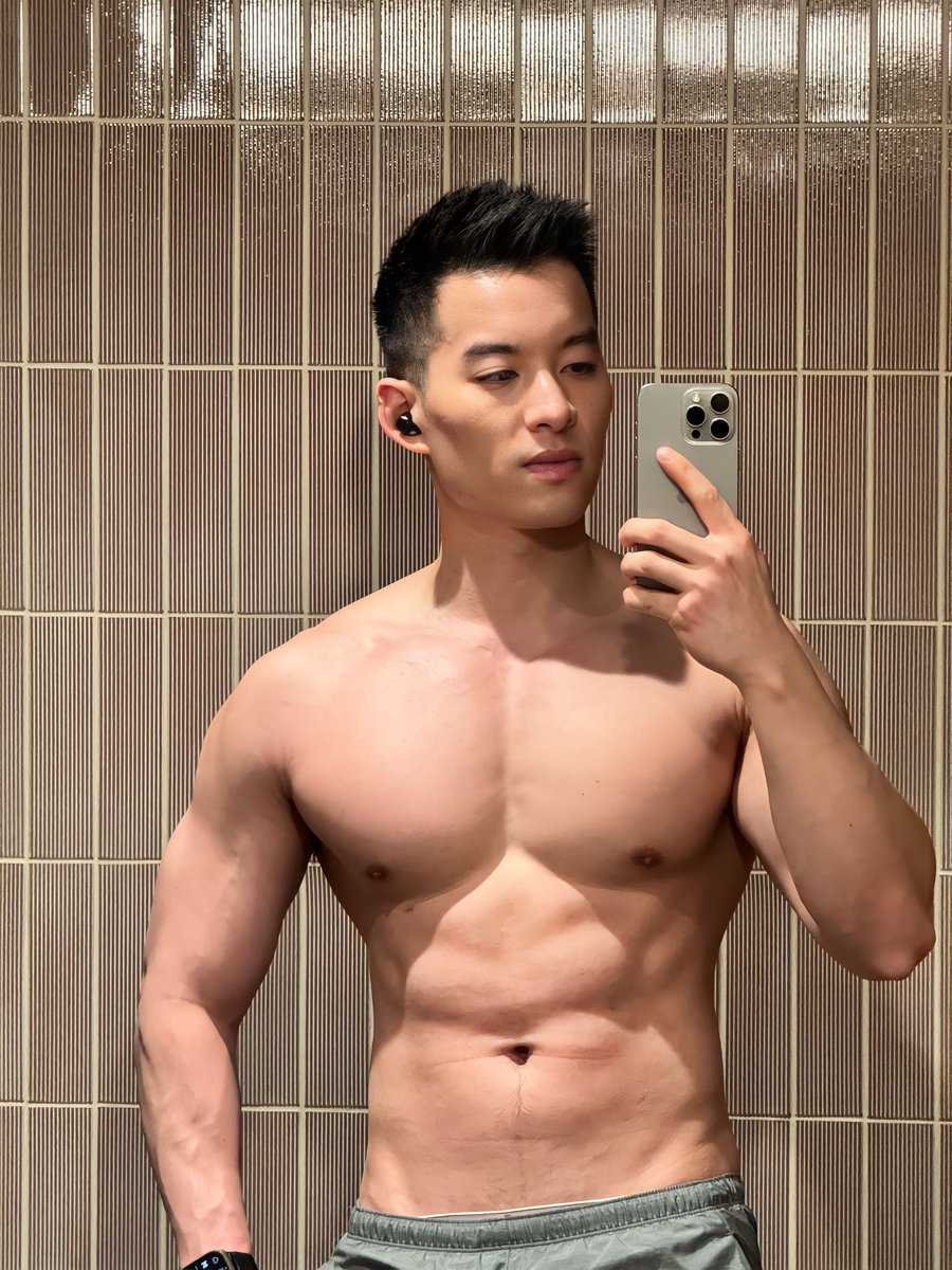 Conway Tam tweet media